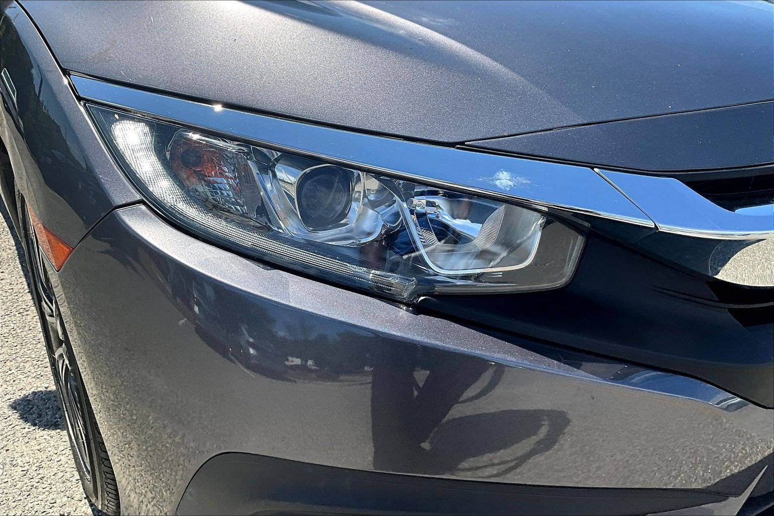 Used 2018 Honda Civic EX-T image 30