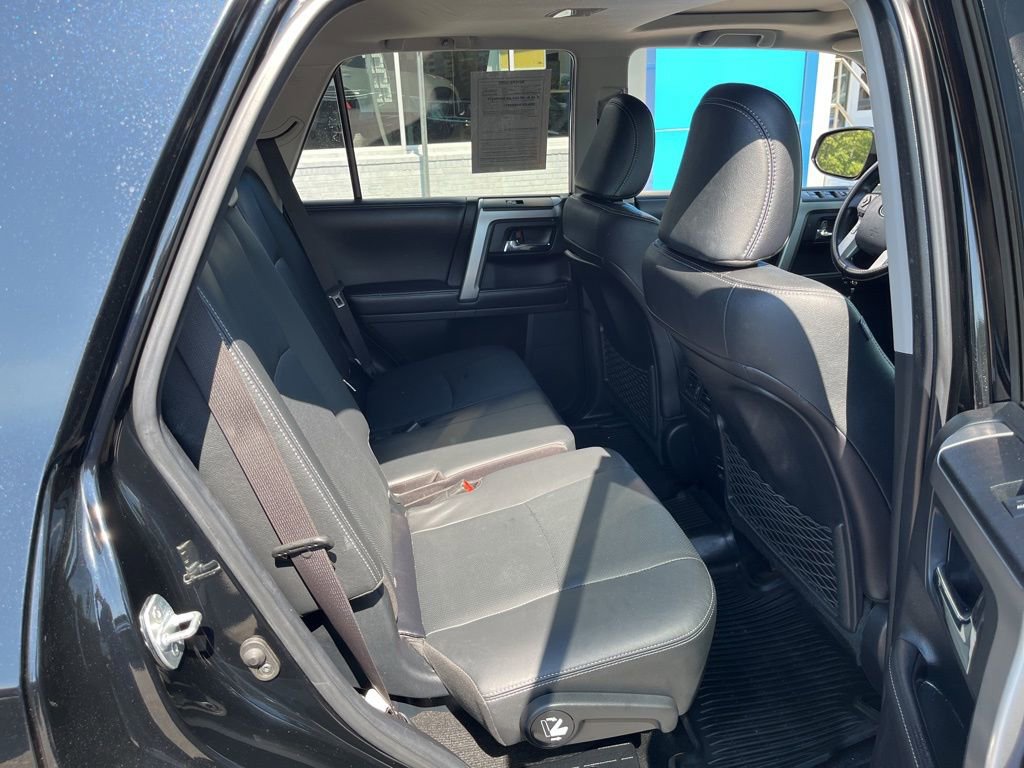 Used 2018 Toyota 4Runner Limited AWD/4WD image 15