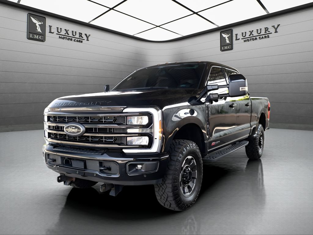 Used 2024 Ford F350 Lariat w/ Lariat Ultimate Package AWD/4WD image 4