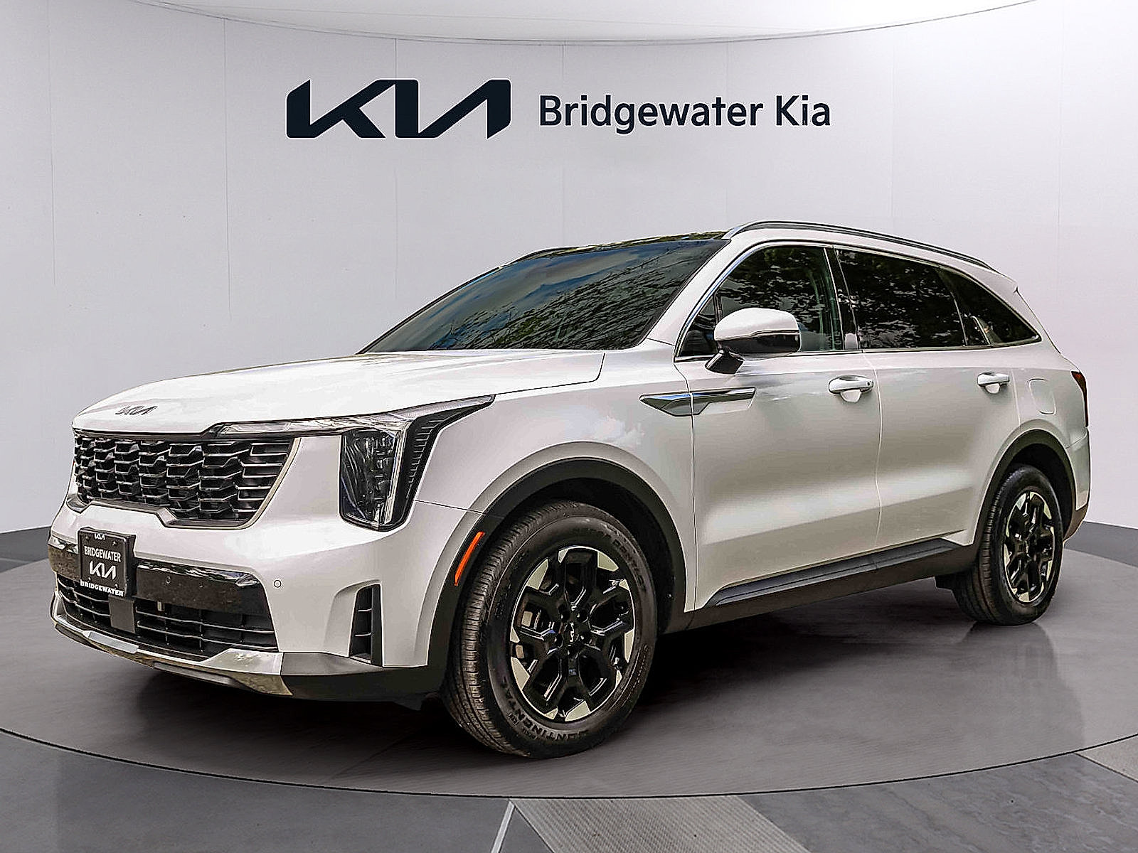 Certified 2026 Kia Sorento S w/ S Panoramic Sunroof Package FWD image 3
