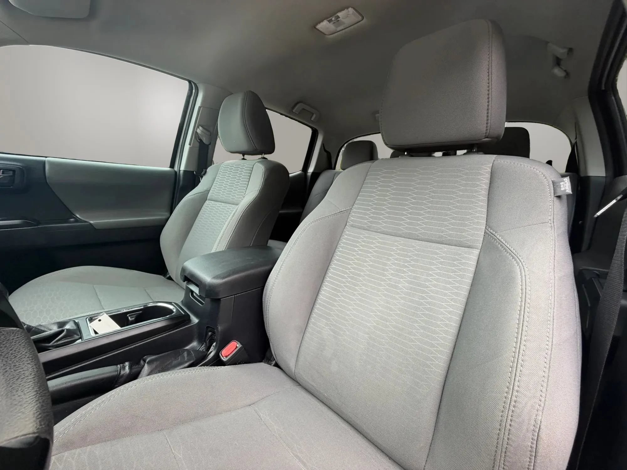 Used 2018 Toyota Tacoma SR w/ SR Convenience Package RWD image 12
