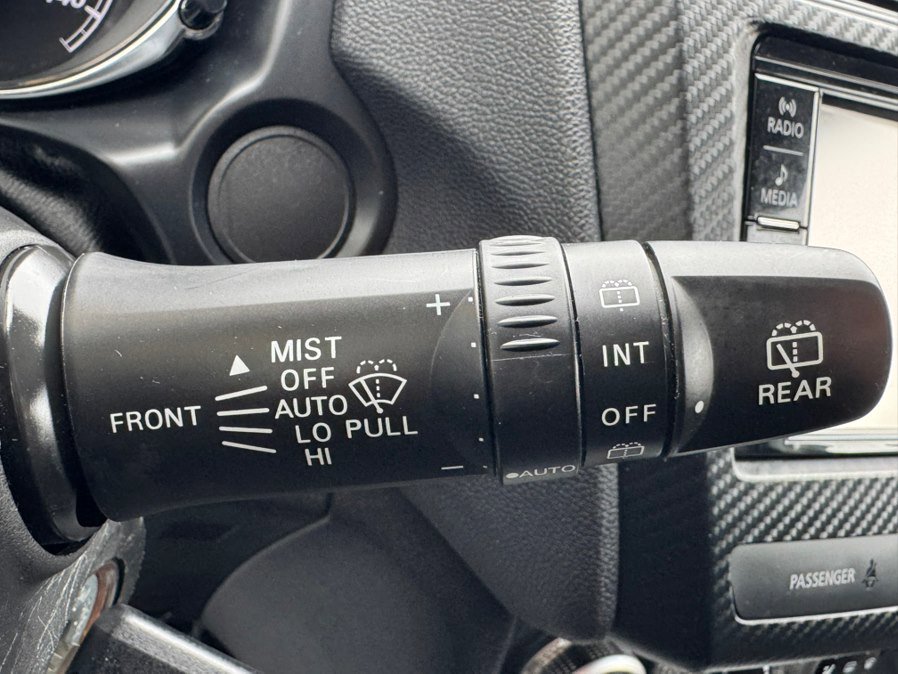 Used 2025 Mitsubishi Outlander Sport AWD image 17