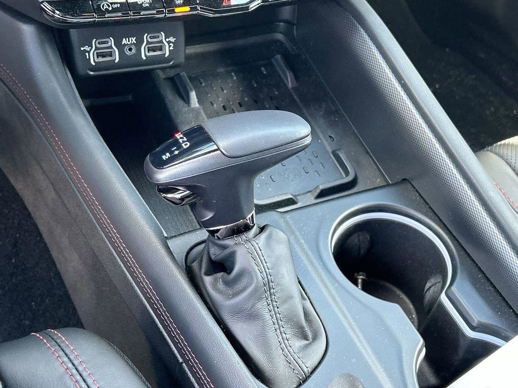 Used 2025 Dodge Durango GT image 31