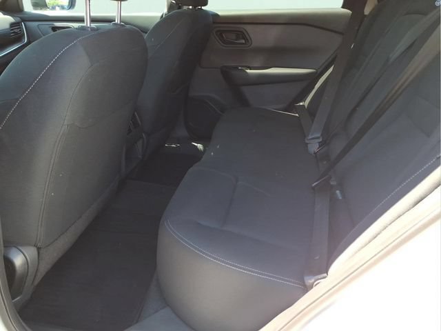 Used 2024 Nissan Rogue S FWD image 16