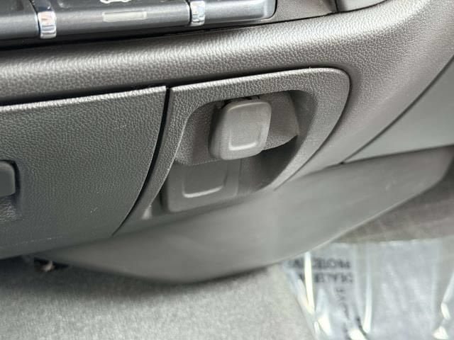 Used 2019 Chevrolet Silverado 1500 LT w/ All Star Edition AWD/4WD image 27
