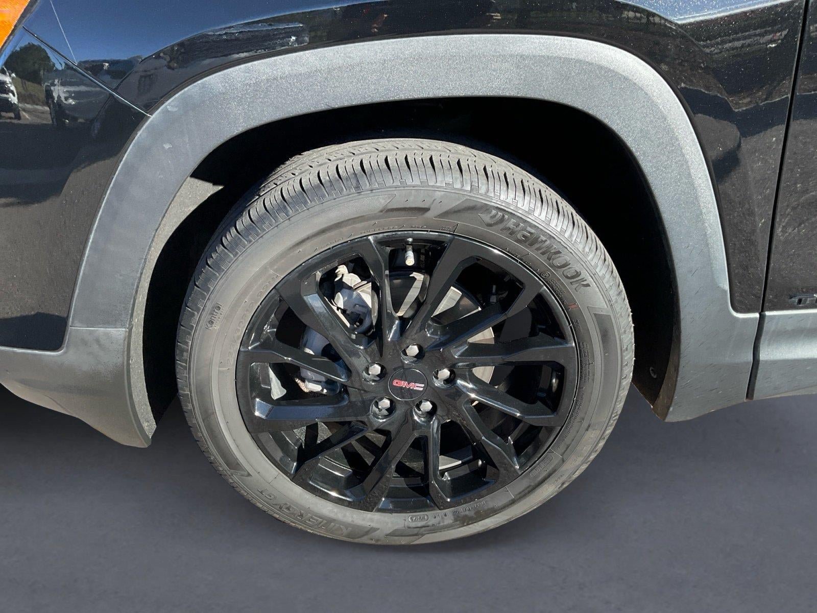 Used 2024 GMC Terrain SLE w/ Elevation Edition AWD/4WD image 14