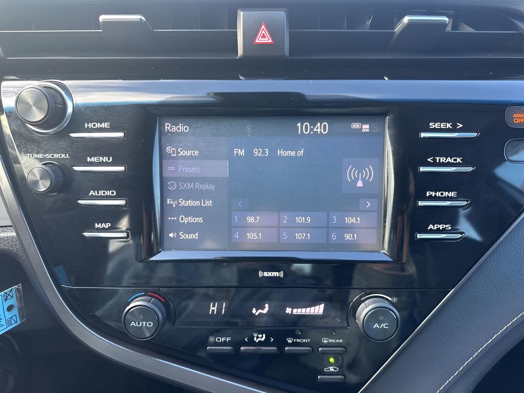 Used 2020 Toyota Camry SE image 17