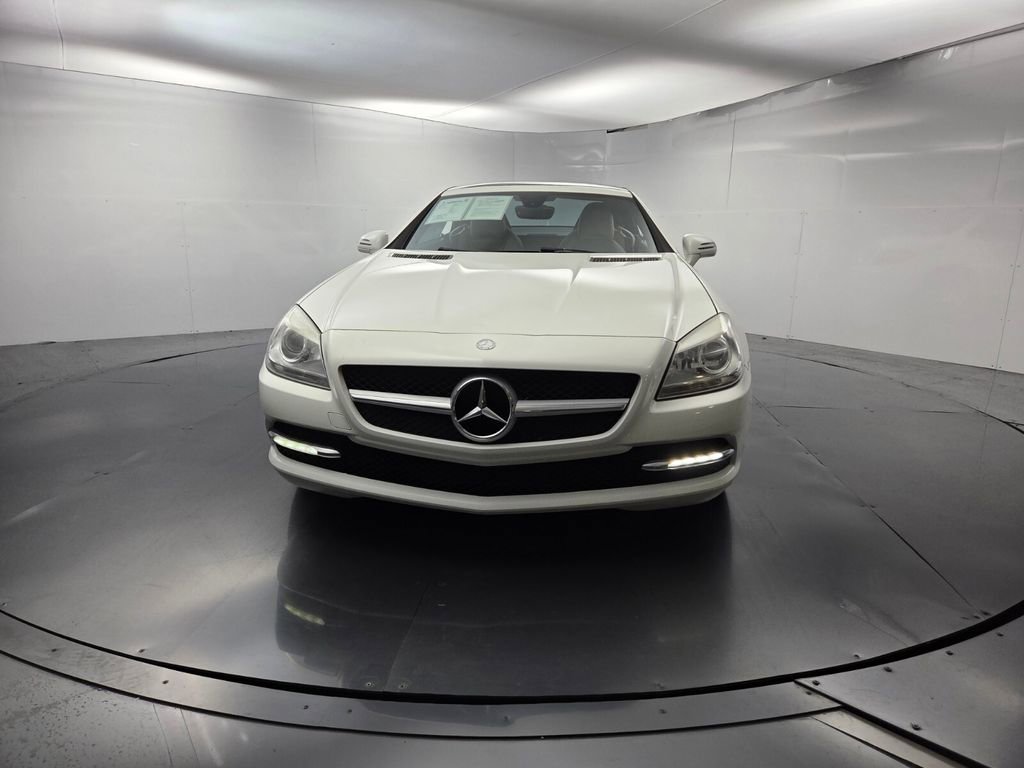 Used 2016 Mercedes-Benz SLK 300 image 47