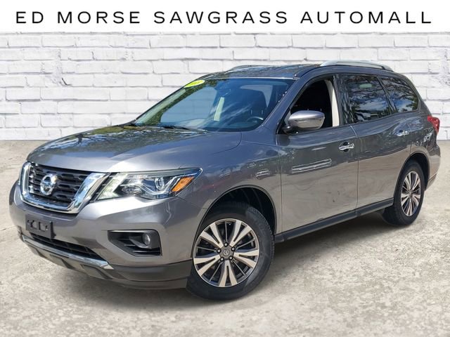 Used 2018 Nissan Pathfinder SV w/ SV Tech Package image 1