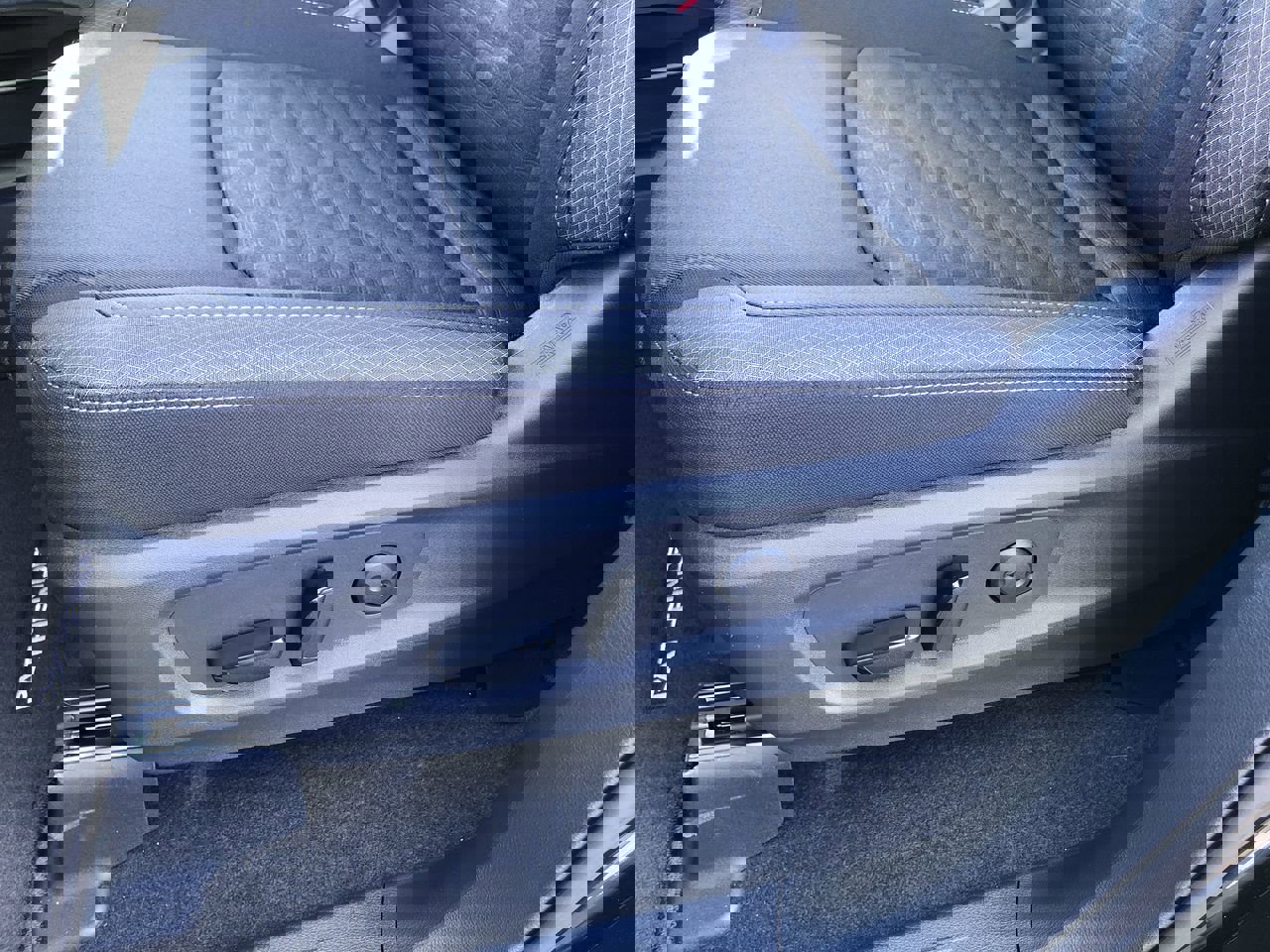 New 2026 Nissan Pathfinder SV image 24