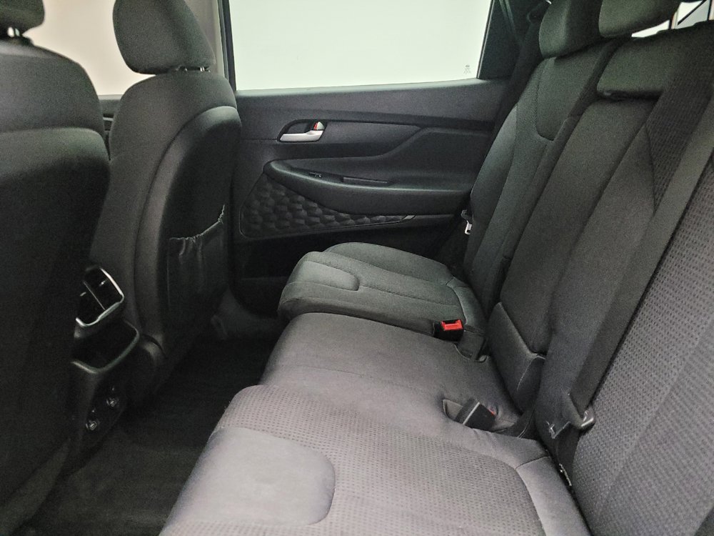 Used 2019 Hyundai Santa Fe SEL image 18