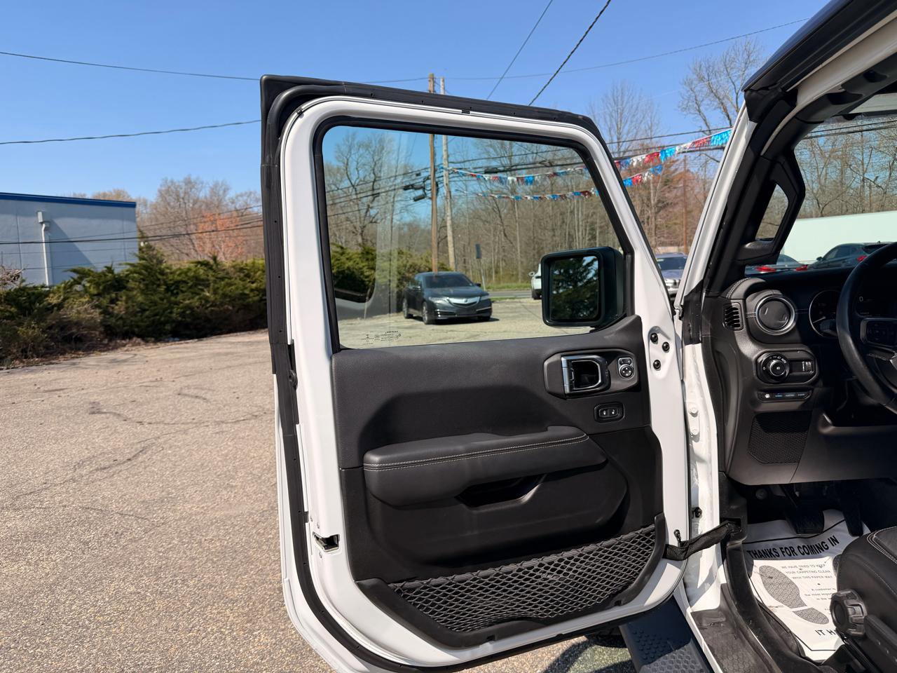 Used 2023 Jeep Wrangler Sahara w/ Cold Weather Group AWD/4WD image 16