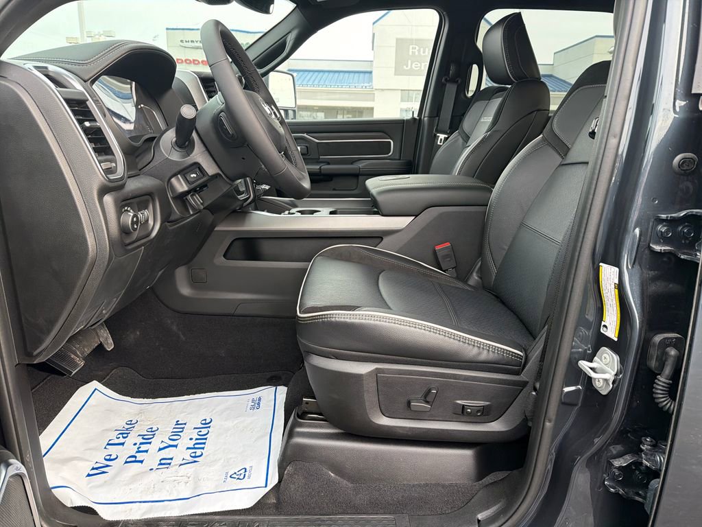 New 2026 RAM 2500 Laramie w/ Sport Appearance Package image 9