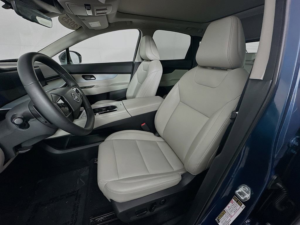 Certified 2025 Nissan Murano SL w/ Cargo Package image 30