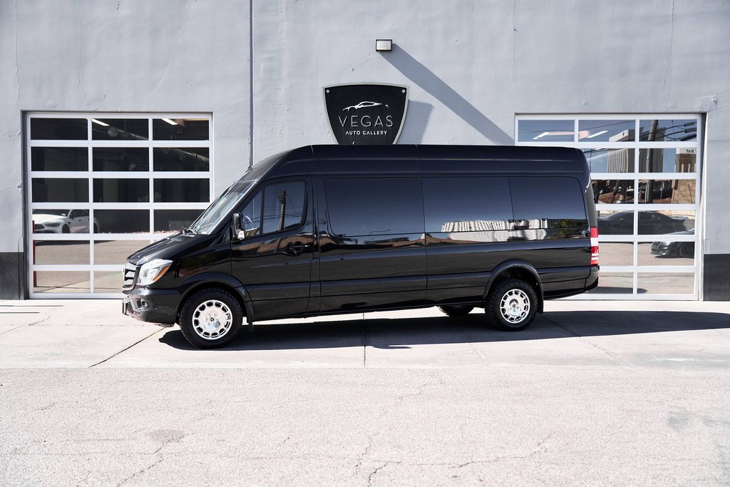 Used 2017 Mercedes-Benz Sprinter 3500 image 2