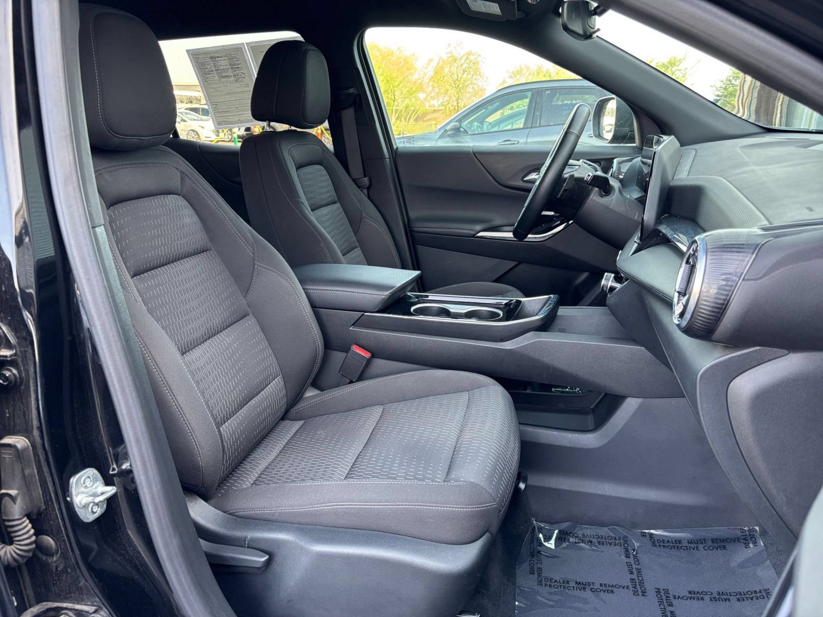 Used 2025 Chevrolet Equinox LT FWD image 36