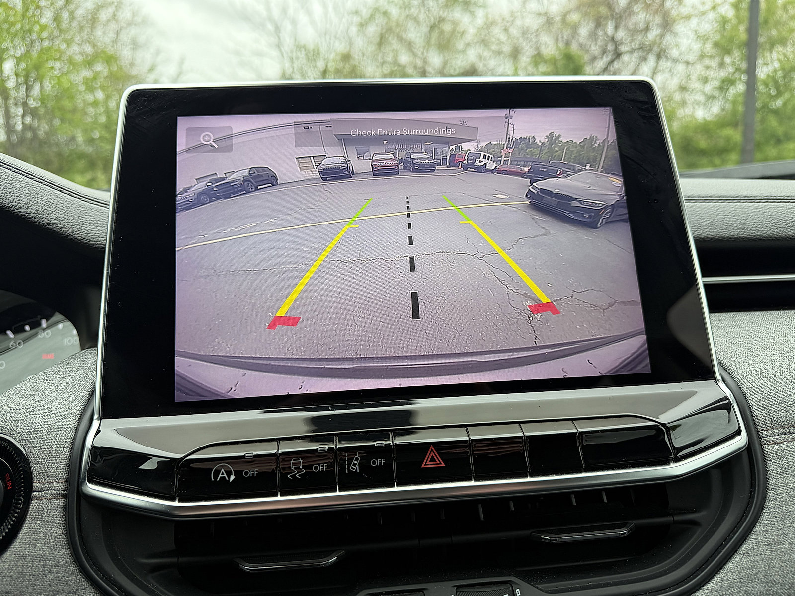 Used 2022 Jeep Compass Latitude AWD/4WD image 17