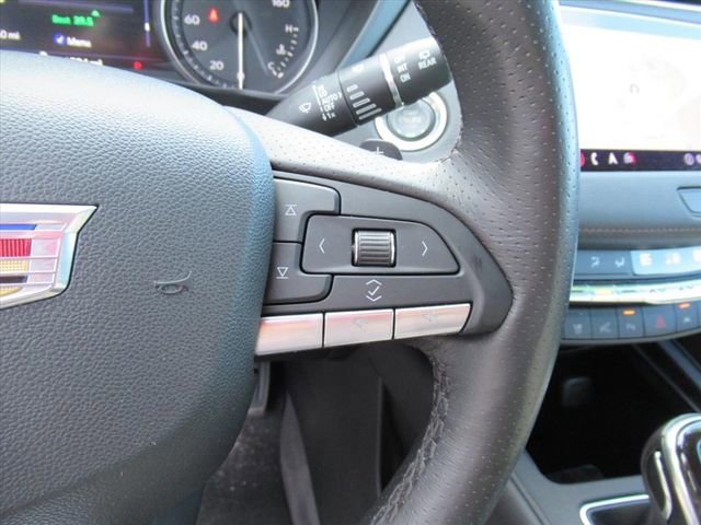 Used 2020 Cadillac XT4 Sport image 18