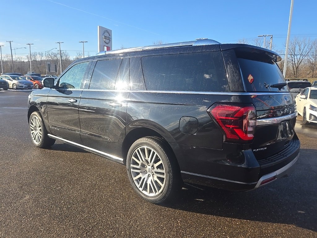 Used 2022 Ford Expedition Max Platinum image 5