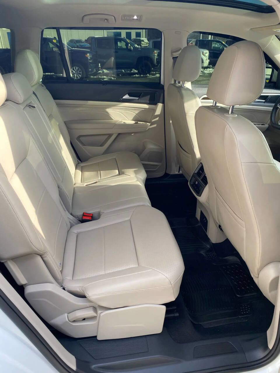 Used 2022 Volkswagen Atlas SE w/ Panoramic Sunroof Package image 33