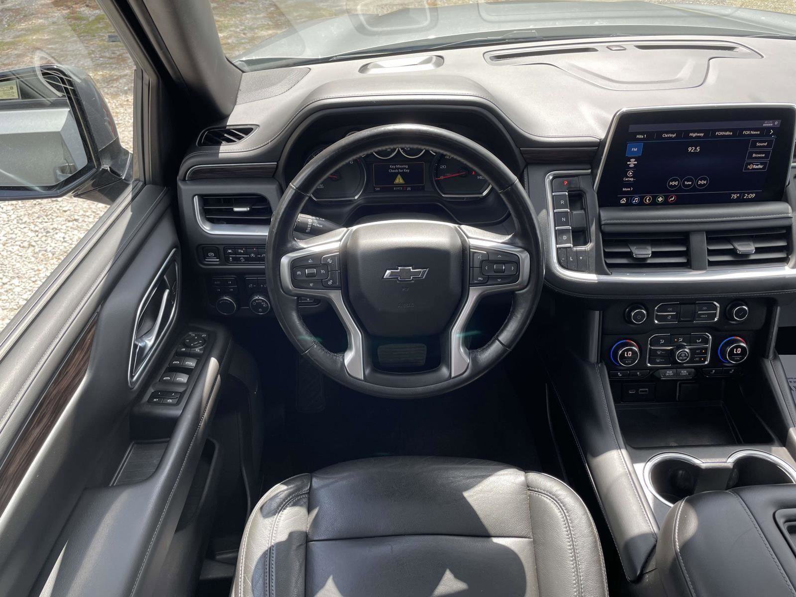 Used 2021 Chevrolet Tahoe Z71 w/ Z71 Signature Package image 2