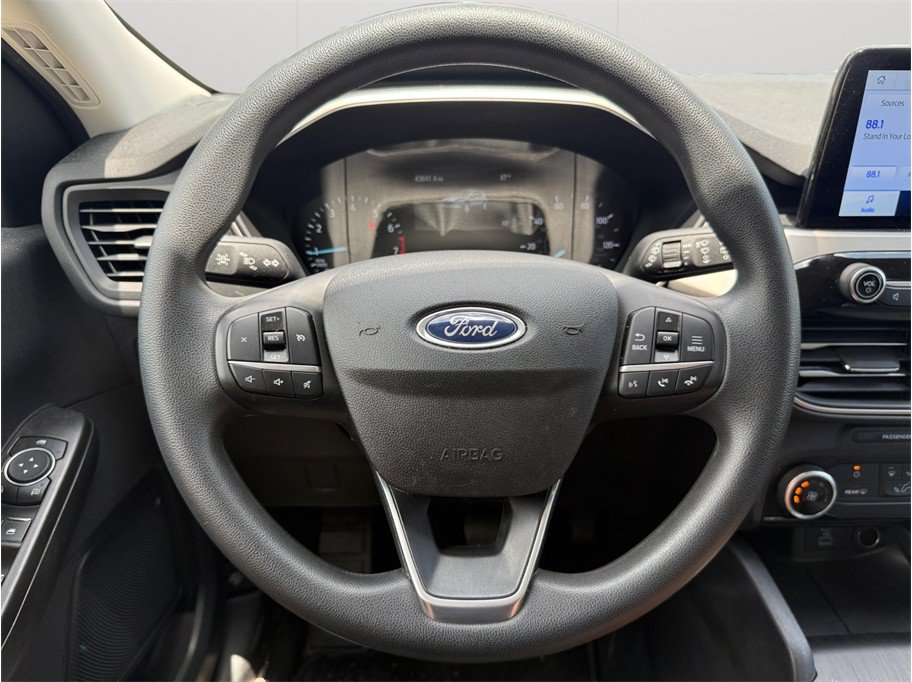 Used 2021 Ford Escape SE w/ SE Sport Appearance Package FWD image 12