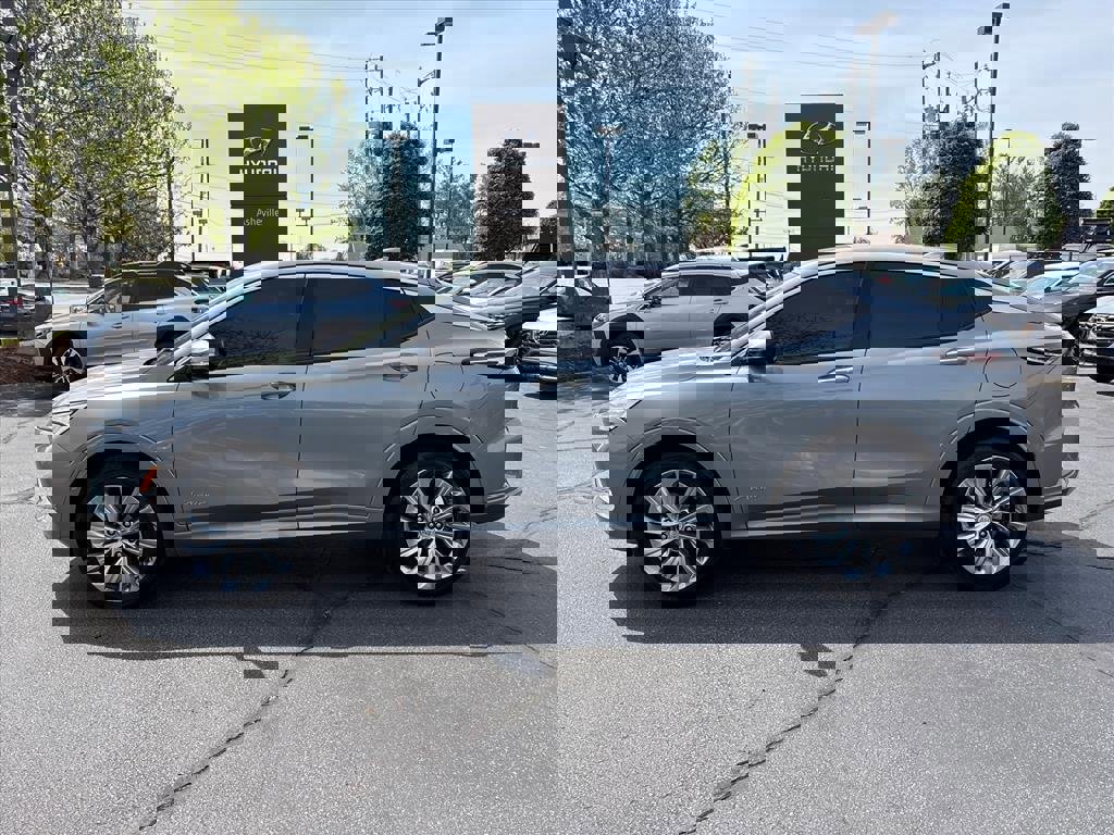 Used 2024 Buick Envista Avenir image 3