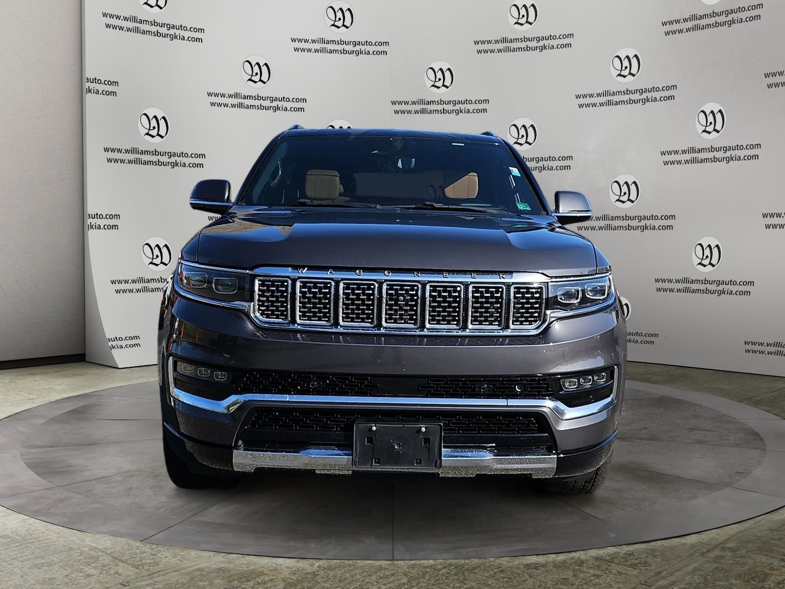 Used 2022 Jeep Grand Wagoneer Series III w/ Flexible Seating Group image 8
