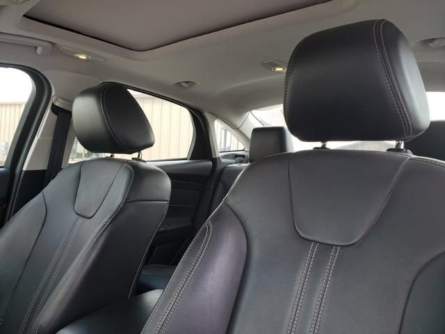 Used 2014 Ford Focus SE w/ Equipment Group 201A FWD image 19