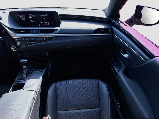 Used 2021 Lexus ES 350 w/ Accessory Package FWD image 17