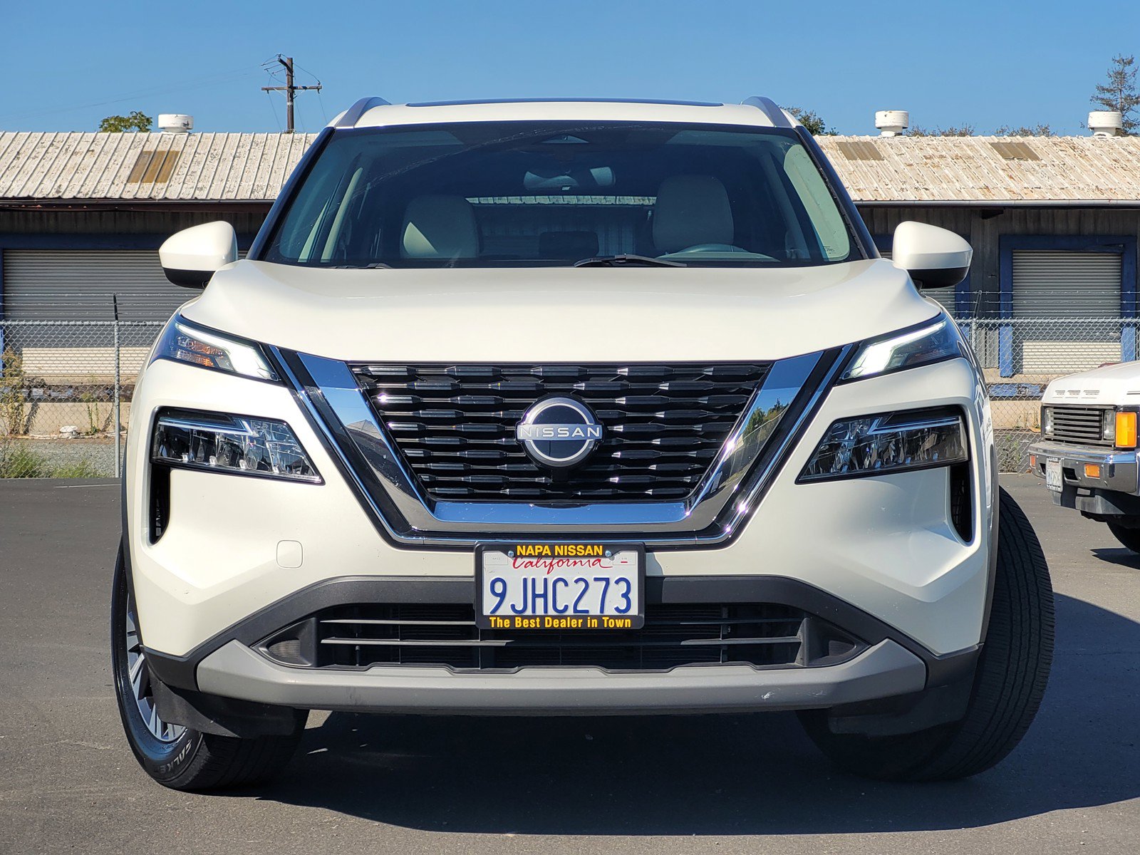 Certified 2023 Nissan Rogue SV w/ SV Premium B Package FWD image 2
