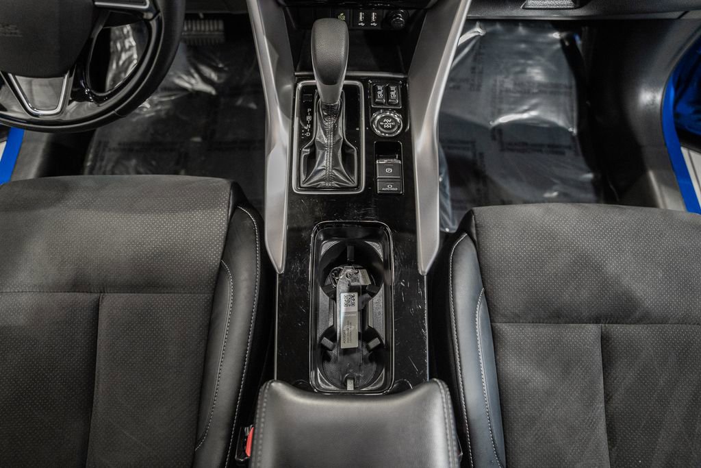 Used 2025 Mitsubishi Eclipse Cross SE image 31