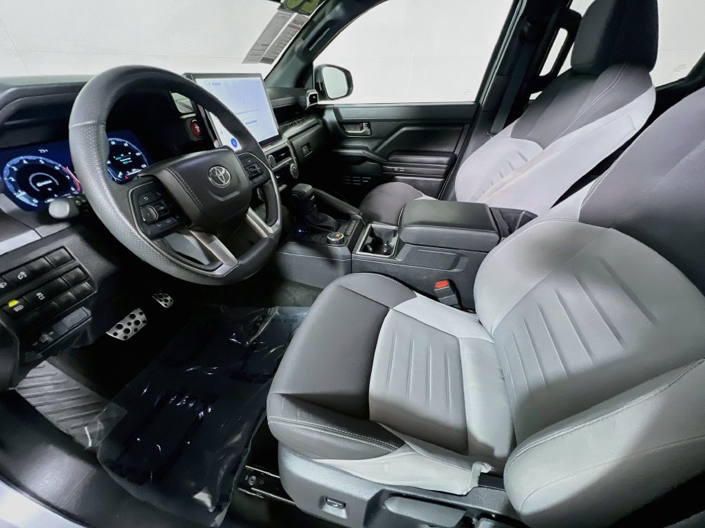 Used 2026 Toyota Tacoma TRD Sport RWD image 11