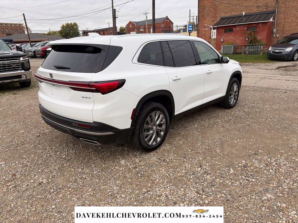 Used 2026 Buick Enclave Preferred FWD image 5
