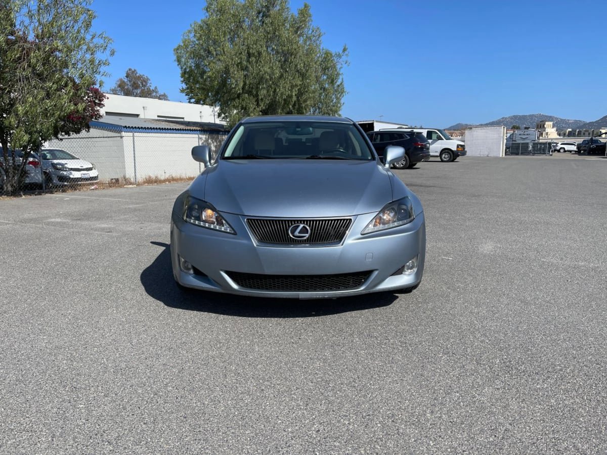 Used 2007 Lexus IS 250 RWD image 2