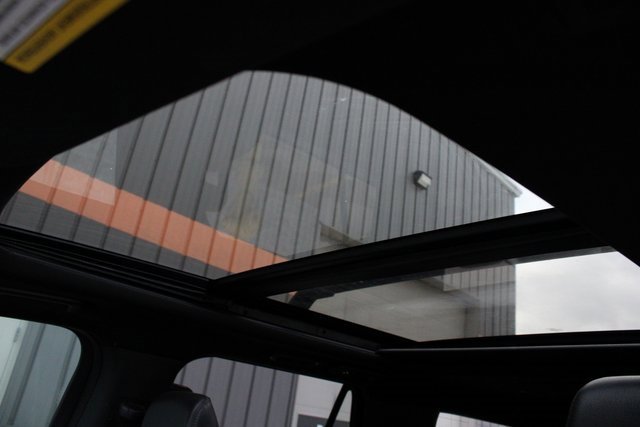 Used 2021 Ford Expedition XLT image 7