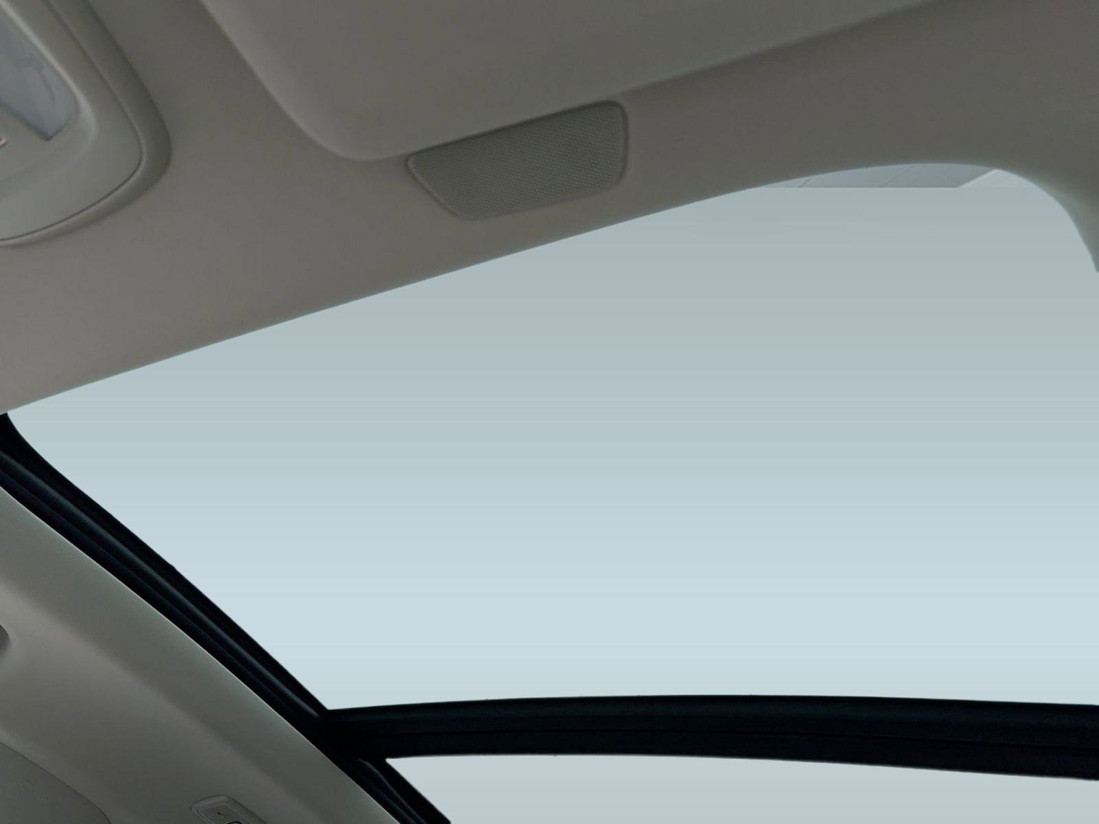 New 2026 Volvo XC90 B6 Ultra w/ Protection Package image 15