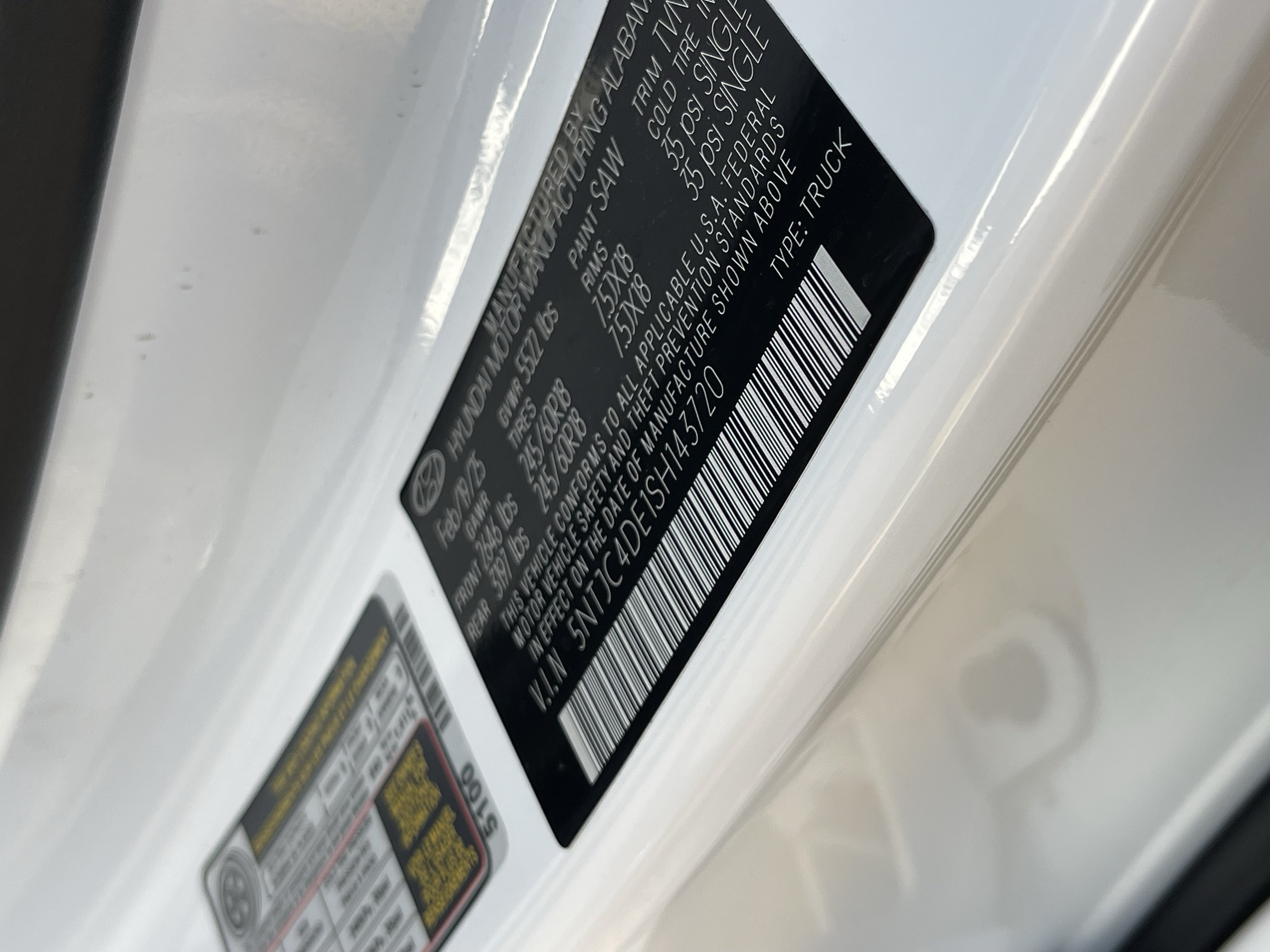 Used 2025 Hyundai Santa Cruz SEL FWD image 33