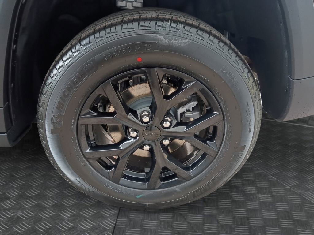 New 2026 Jeep Grand Cherokee Altitude AWD/4WD image 23