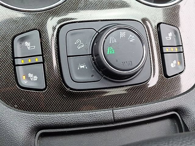 Certified 2021 GMC Acadia AT4 w/ LPO, Floor Liner Package AWD/4WD image 26