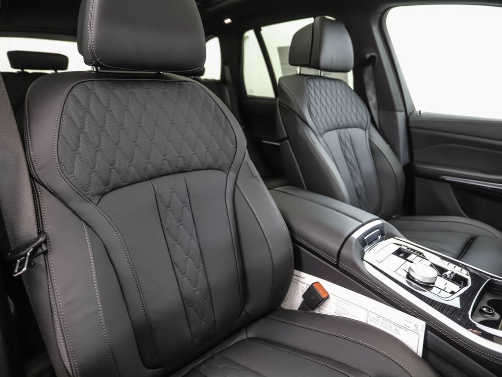 Used 2026 BMW X5 xDrive40i w/ Executive Package AWD/4WD image 31