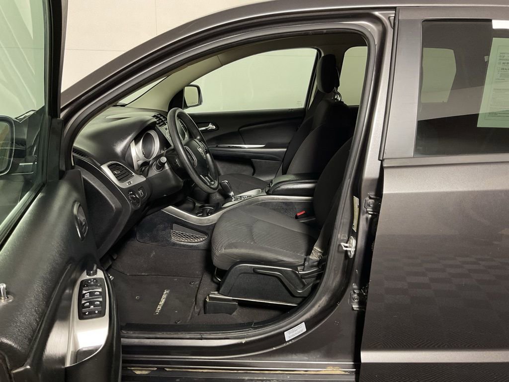 Used 2017 Dodge Journey SE FWD image 16