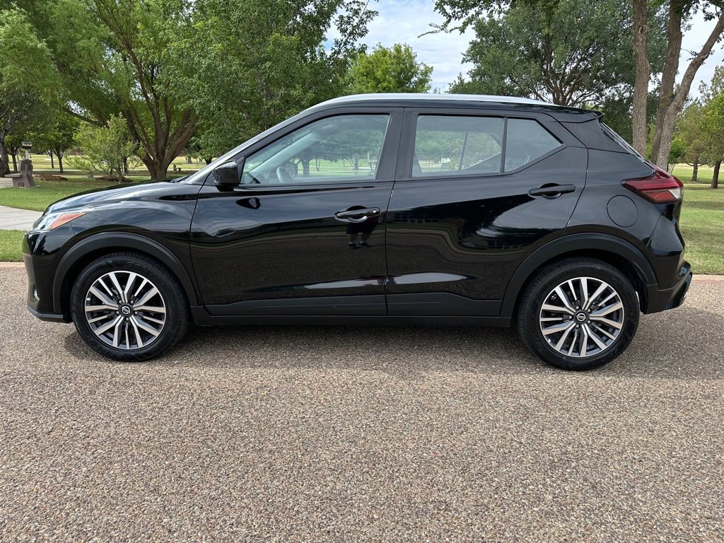 Used 2021 Nissan Kicks SV FWD image 7