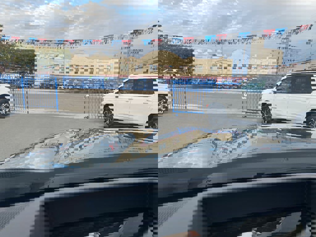 New 2026 Chevrolet Tahoe High Country w/ Sun And Tow Package image 38