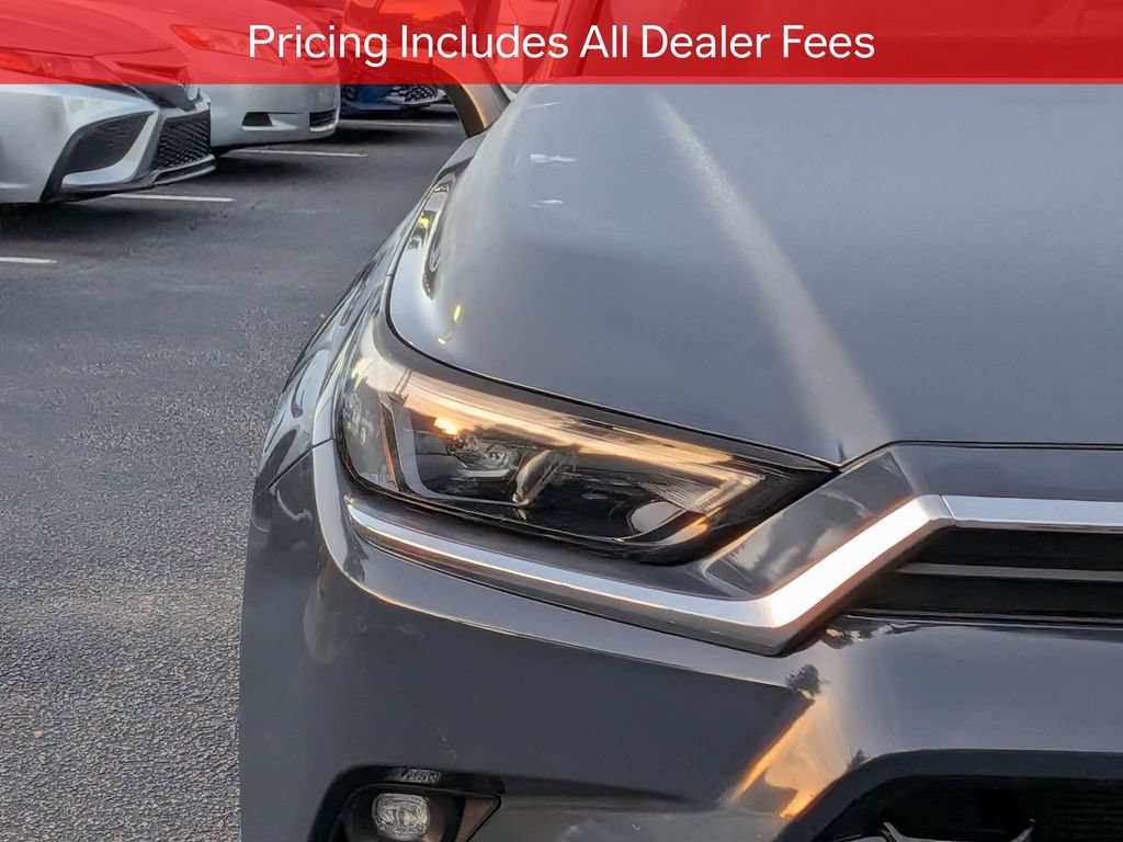 Certified 2024 Toyota Grand Highlander AWD image 11