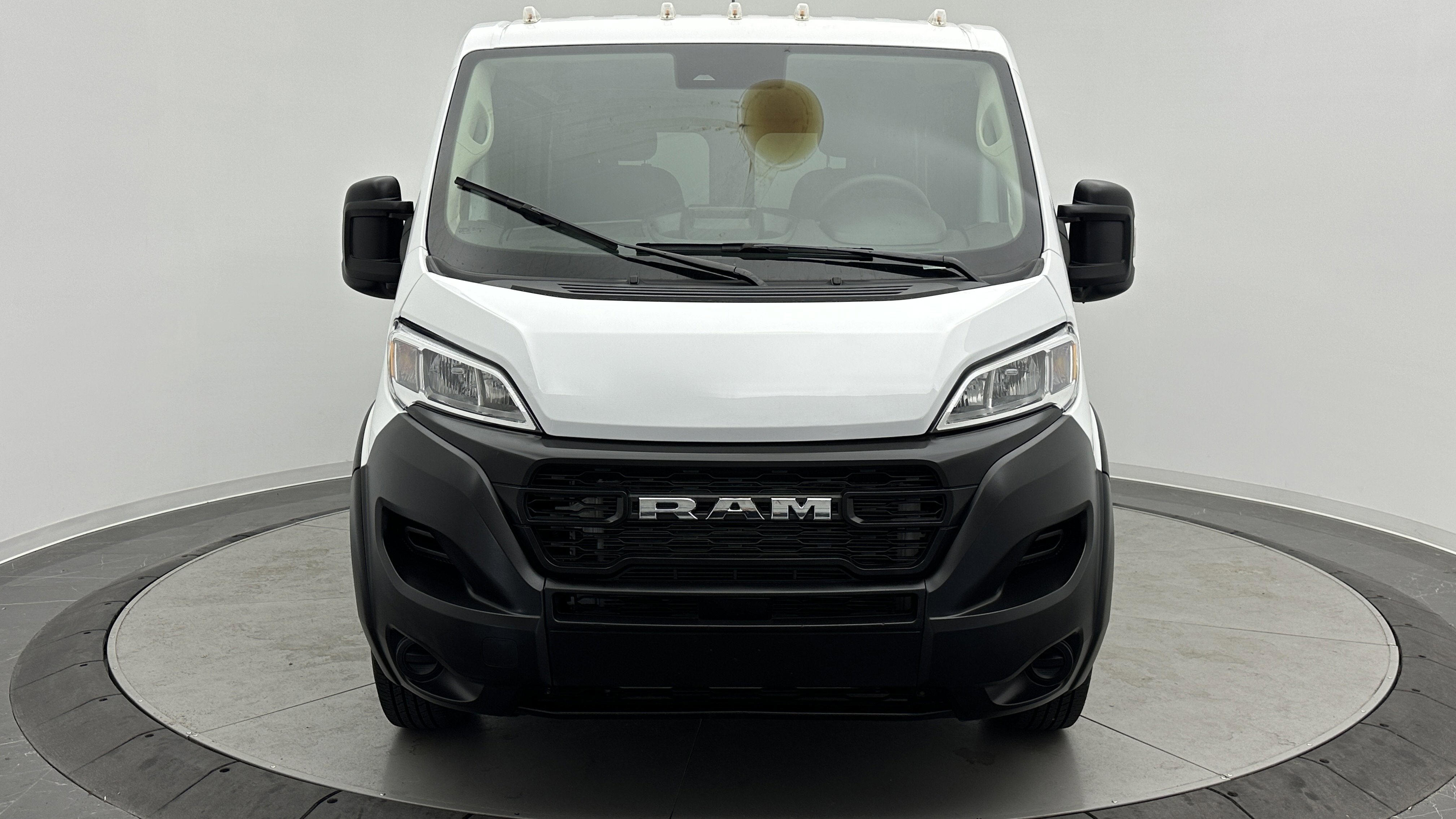 Used 2023 RAM ProMaster 2500 image 2