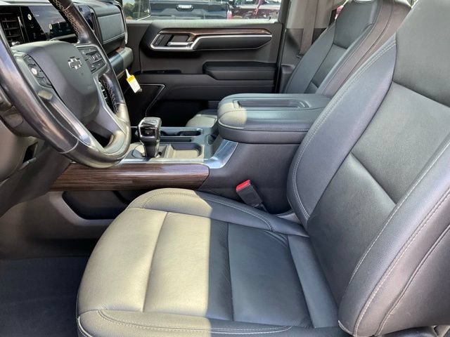 Used 2022 Chevrolet Silverado 1500 RST w/ RST All Star Premium Package AWD/4WD image 5