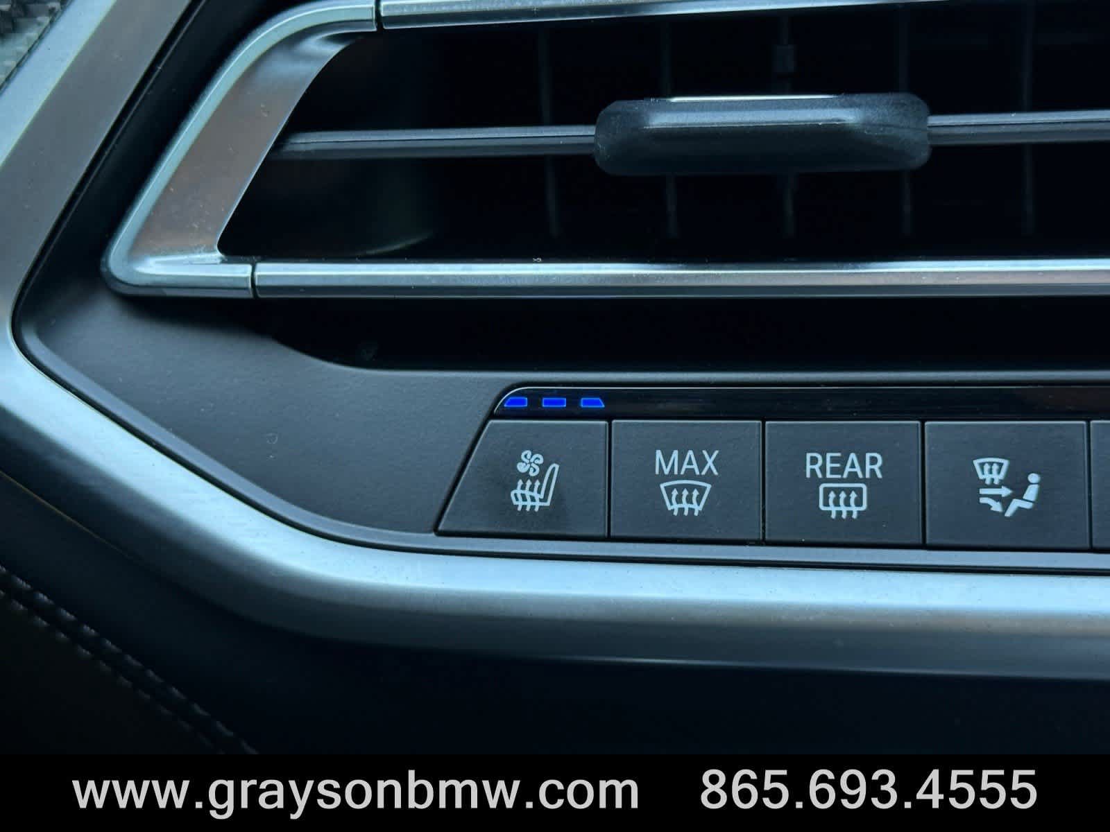 Used 2023 BMW X5 M w/ Competition Package AWD/4WD image 31