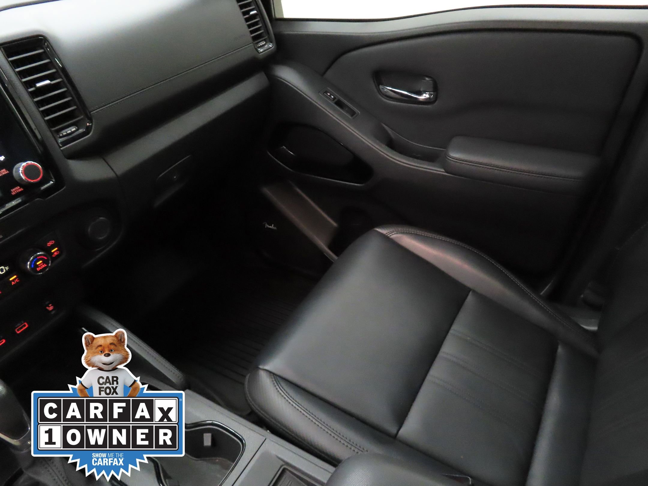 Used 2022 Nissan Frontier PRO-4X w/ Pro-4X Premium Package image 19