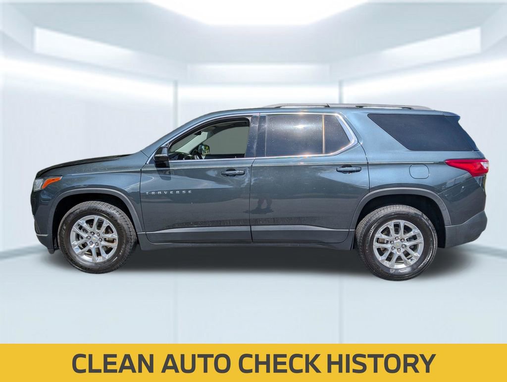 Used 2019 Chevrolet Traverse LT image 2